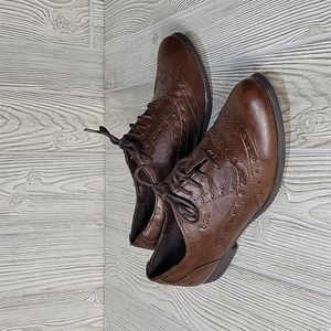 BOC Brown Wingtip Oxford Lace Up Shoes, Women's Size 8